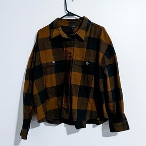 Women’s Banana Republic Brown and Black Plaid Button Down Shirt